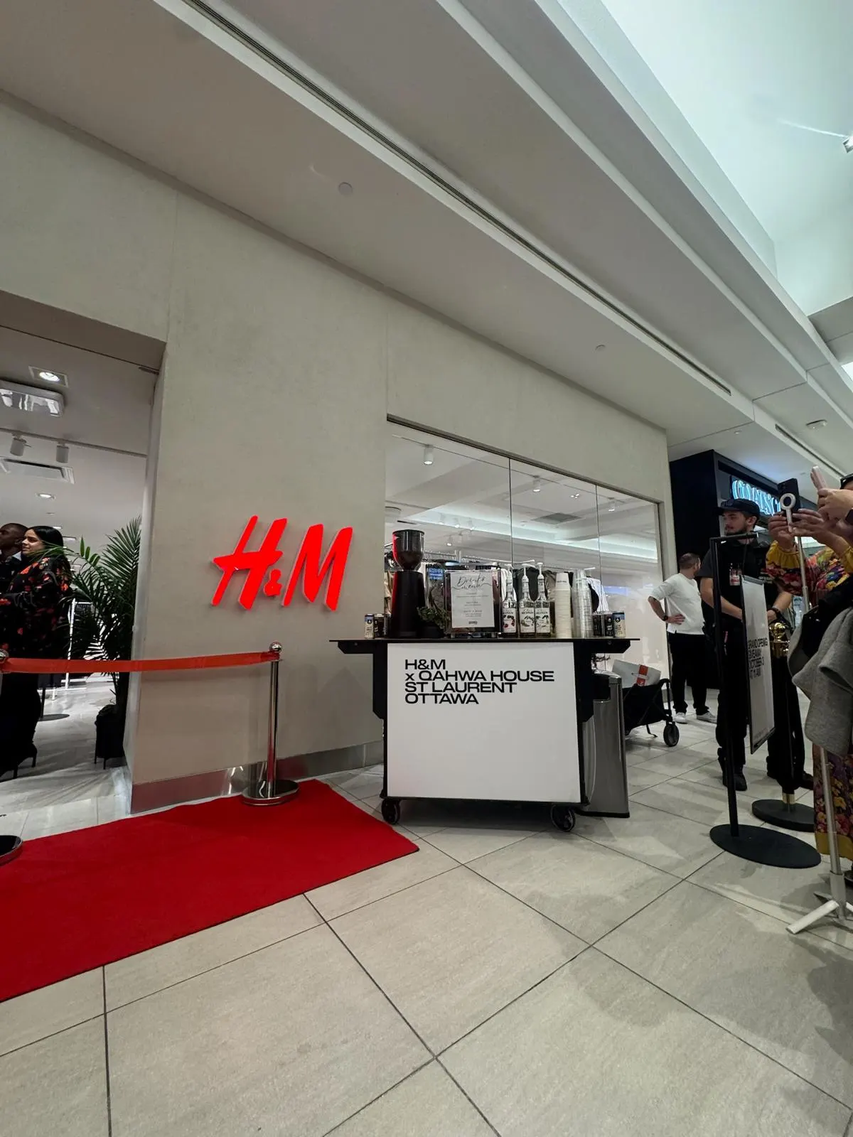 Qahwa Bar espresso cart serving guests at H&M